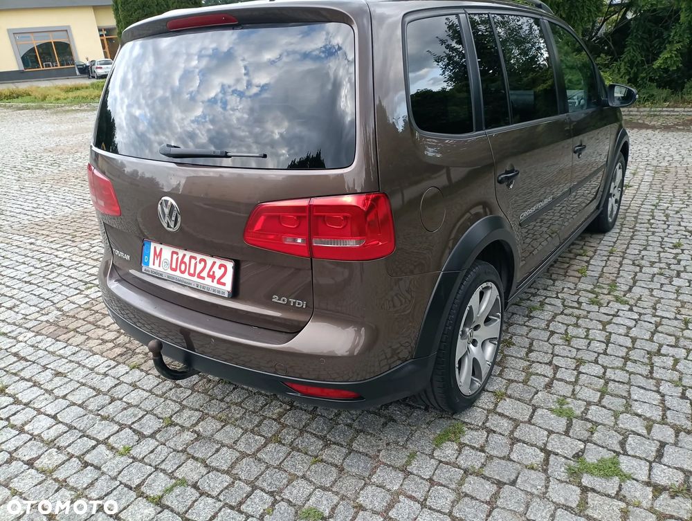 Volkswagen Touran 2.0 TDI DPF Cross - 14