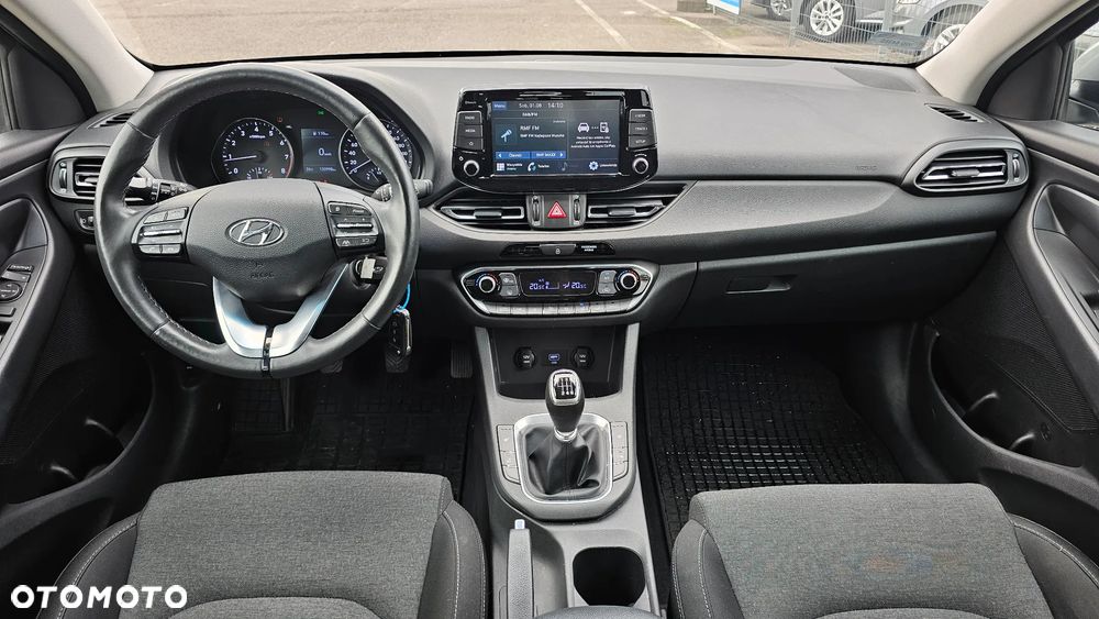 Hyundai i30 1.5 DPI Smart - 7
