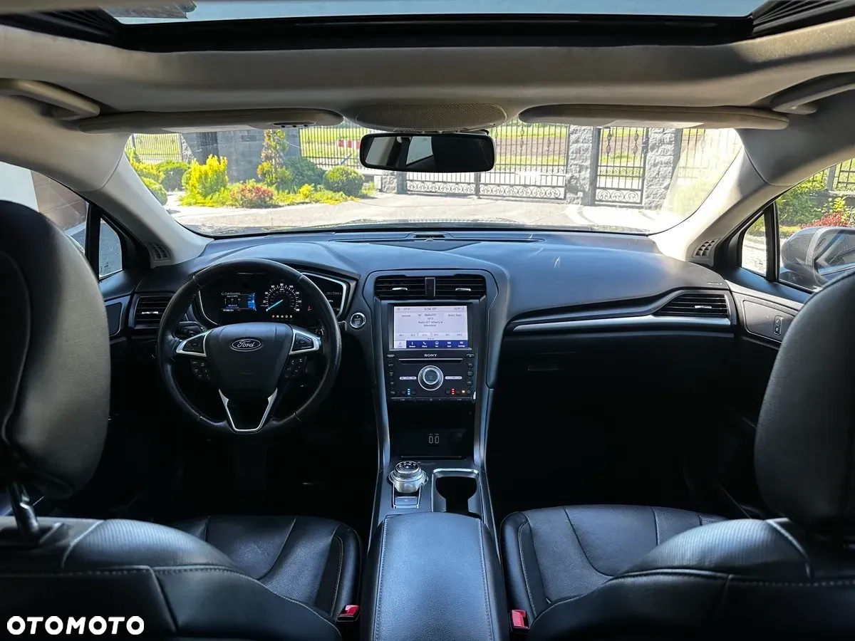 Ford Fusion 2.0 EcoBoost Titanium - 15