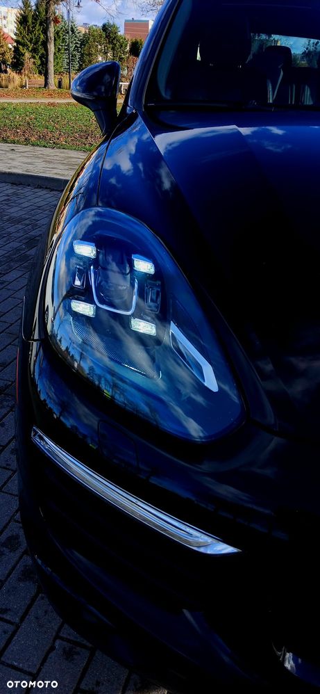 Porsche Cayenne S E-Hybrid - 15