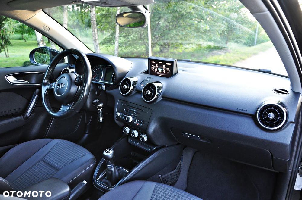 Audi A1 3-drzwiowe 1.4 TFSI Ambition - 17