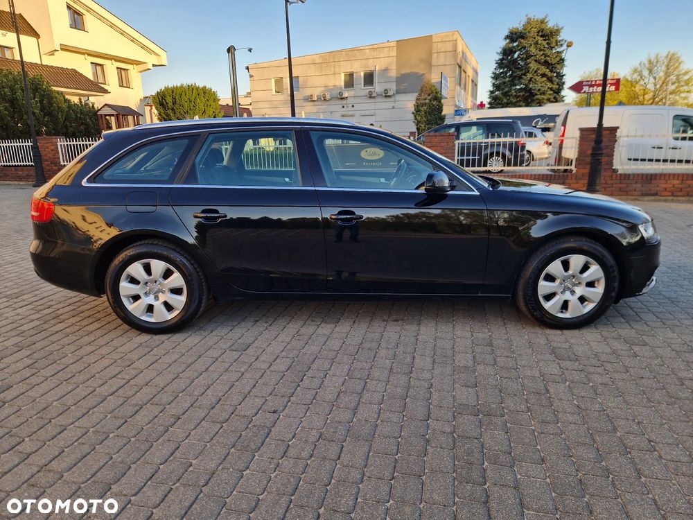 Audi A4 Avant 2.0 TDI DPF multitronic Attraction - 8