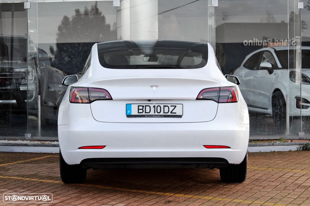 Tesla Model 3 Long Range Tração Traseira - 3