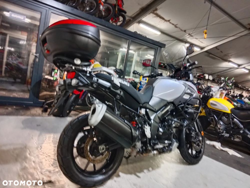 Suzuki DL - 15
