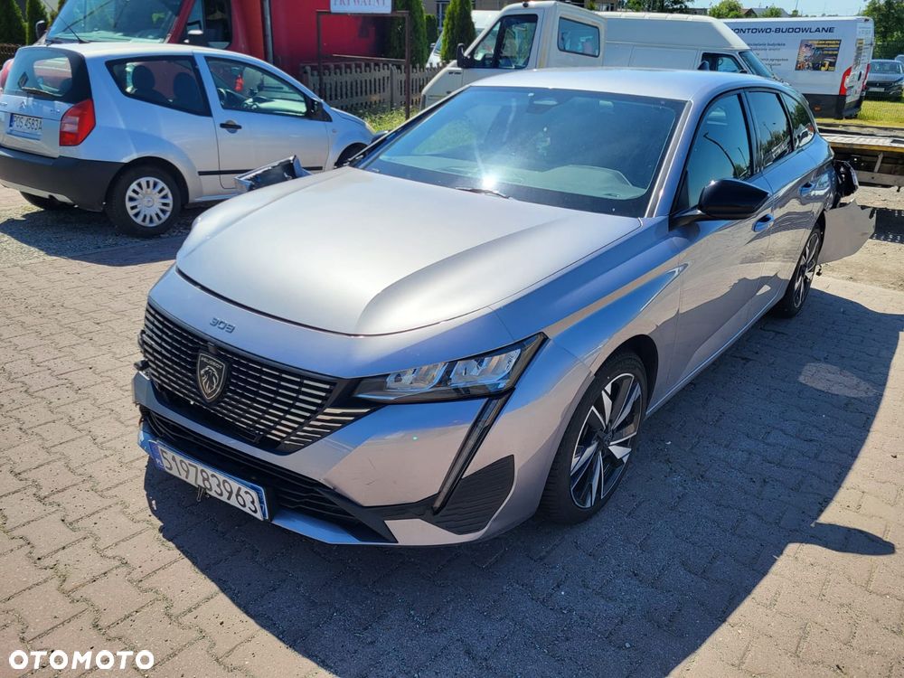 Peugeot 308 PureTech 130 GPF EAT8 Stop & Start Allure Business-Paket - 3