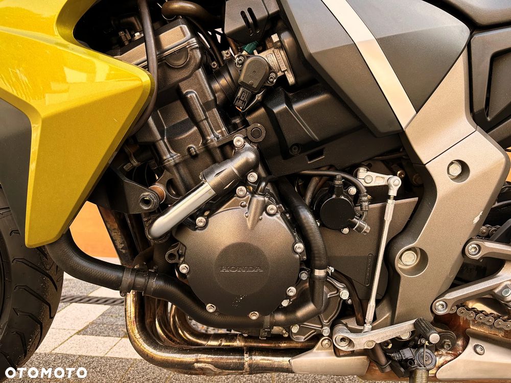 Honda CB - 10