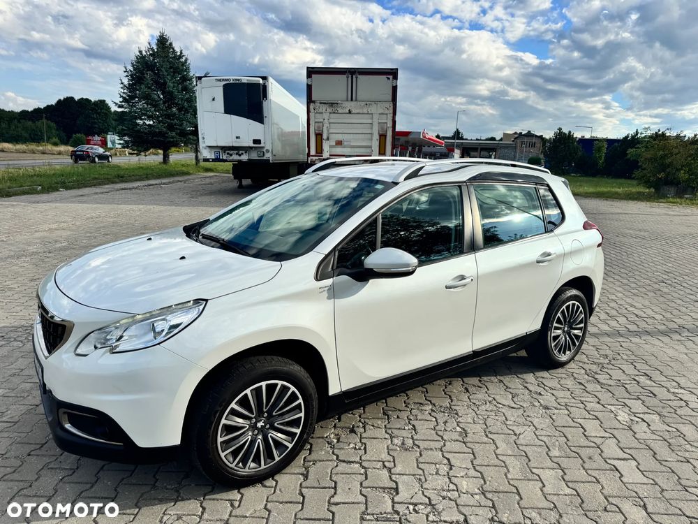 Peugeot 2008 1.2 Pure Tech Access EU6 - 11