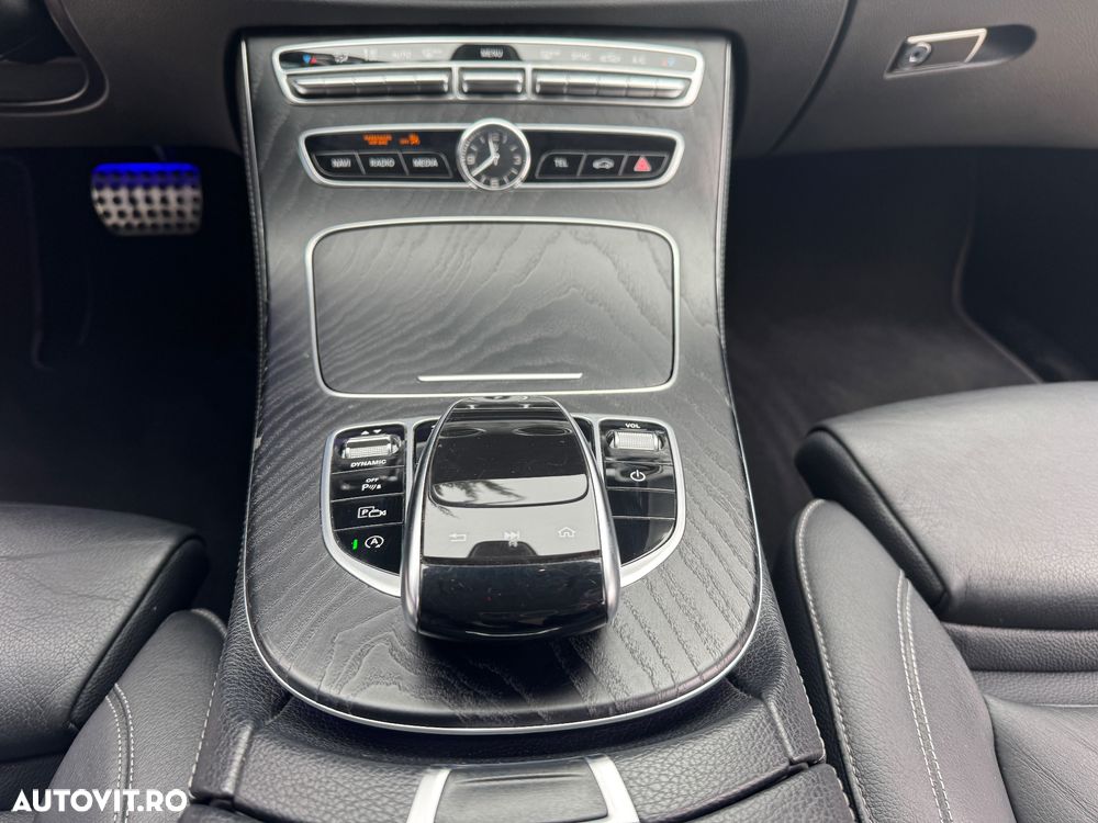 Mercedes-Benz E 220 d 9G-TRONIC - 10