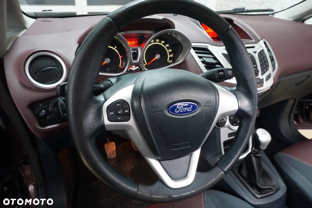 Ford Fiesta 1.4 TDCI - 13