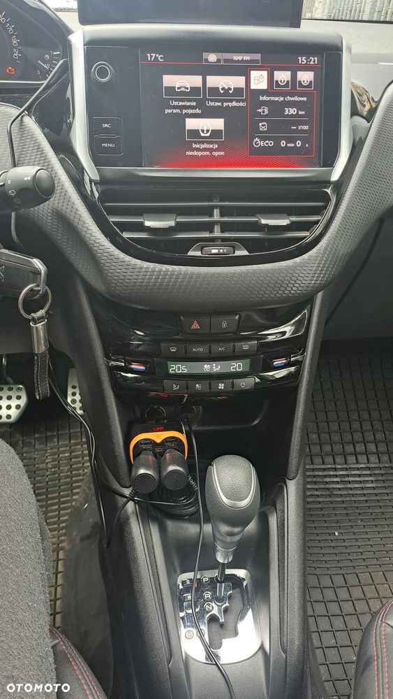 Peugeot 208 1.2 PureTech Allure S&S EAT6 - 7