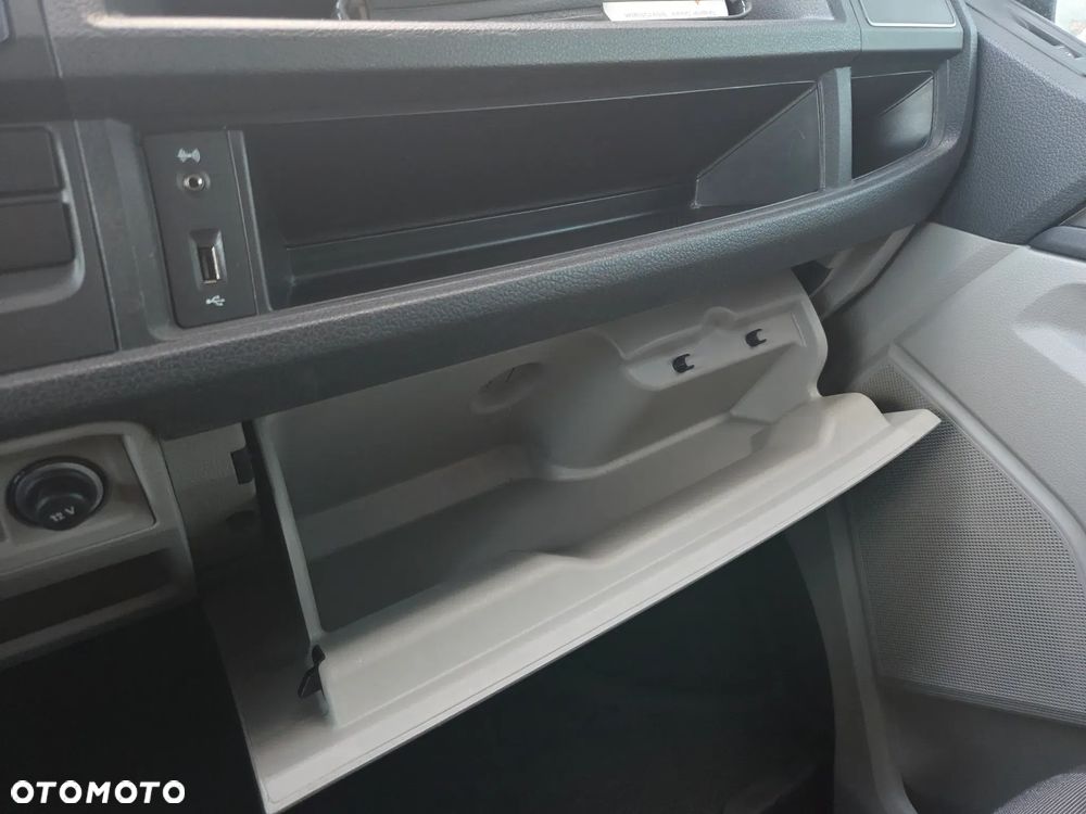 Volkswagen TRANSPORTER - 22
