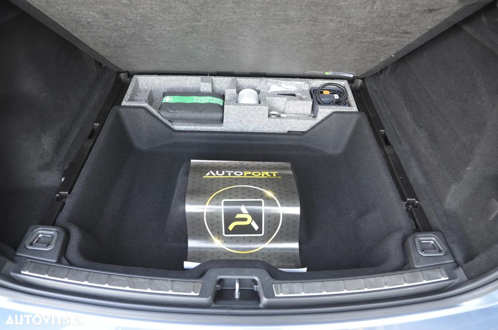 Volvo XC 60 D4 AWD Geartronic Momentum - 35