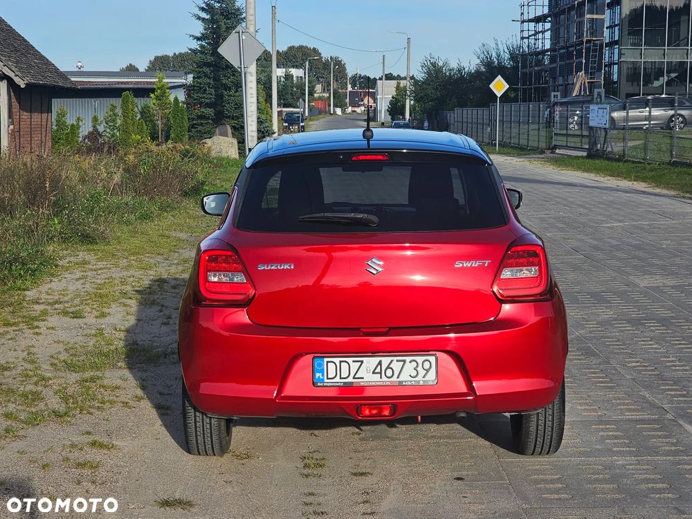 Suzuki Swift 1.2 Premium Plus CVT - 6