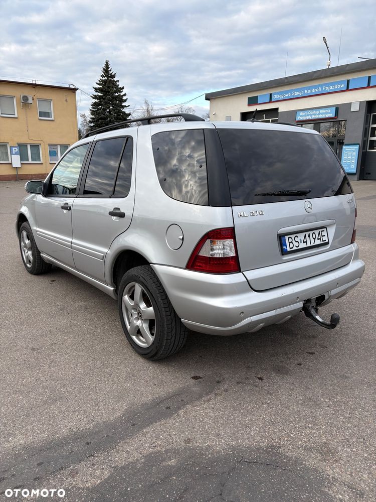Mercedes-Benz ML - 4