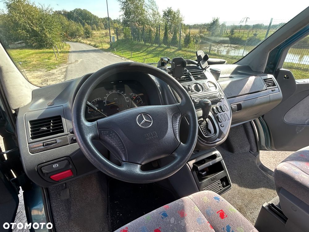 Mercedes-Benz Klasa V - 21