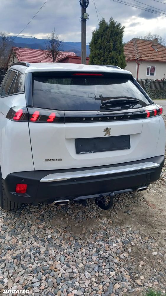 Peugeot 2008 - 3