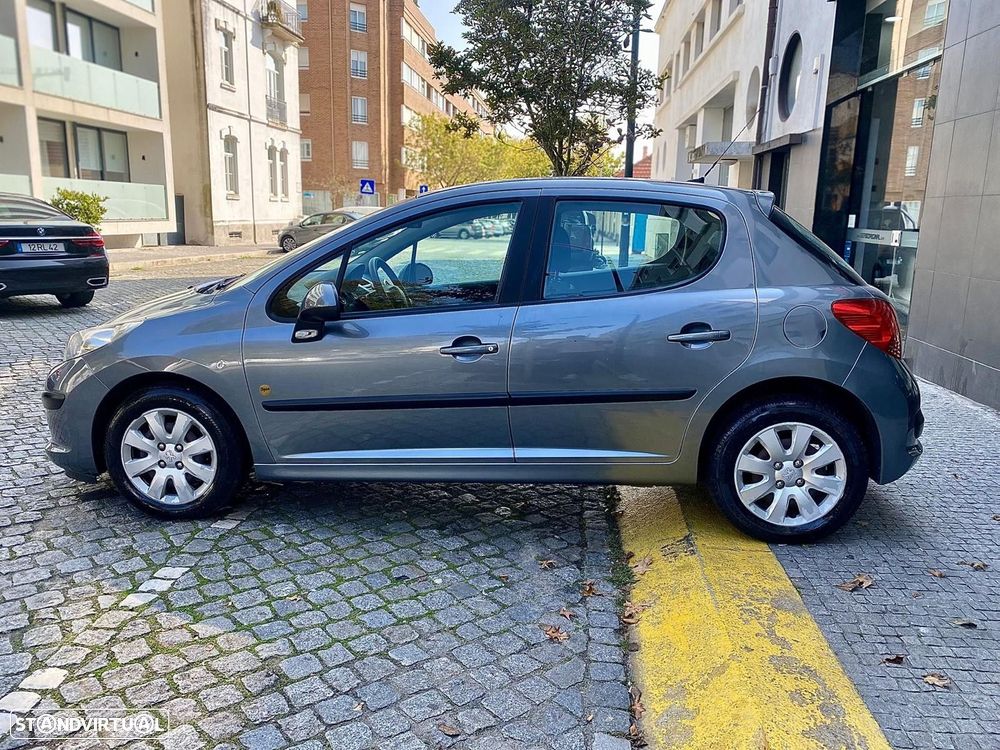 Peugeot 207 1.4 16V Active - 12