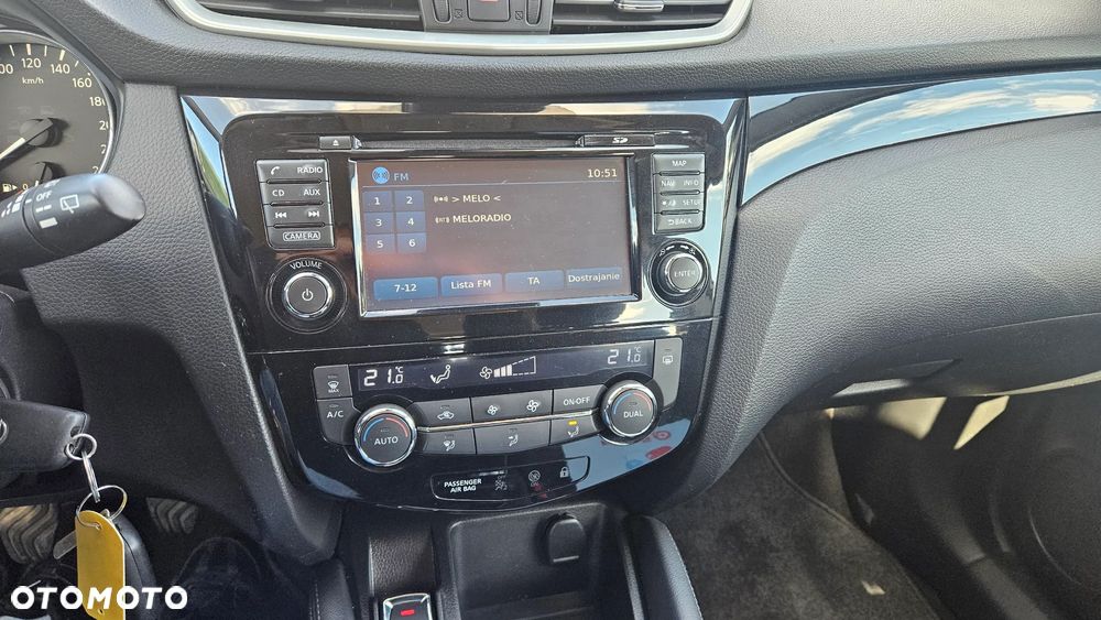 Nissan Qashqai 1.2 DIG-T N-Connecta EU6 - 18