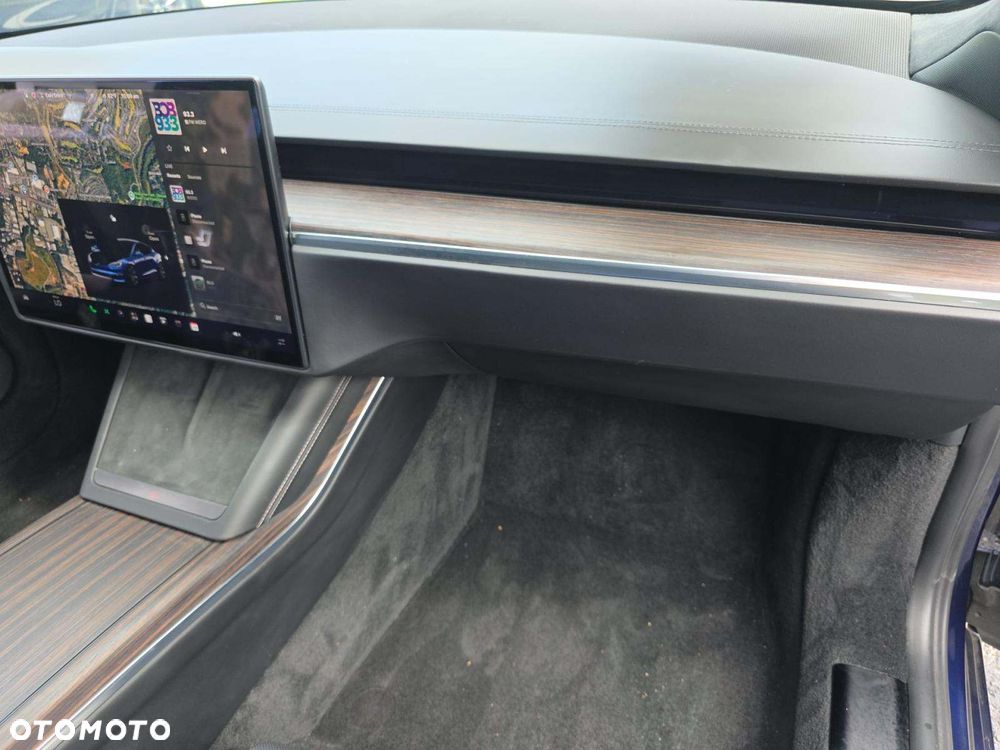 Tesla Model S AWD - 10