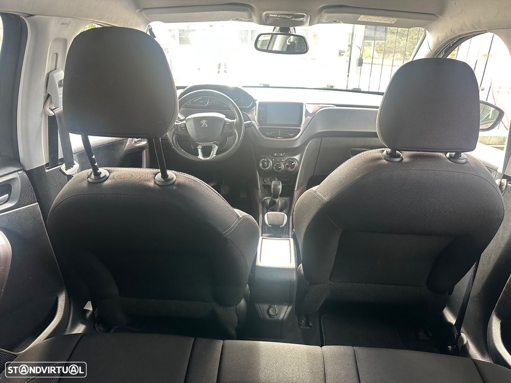 Peugeot 2008 1.2 PureTech Active - 9