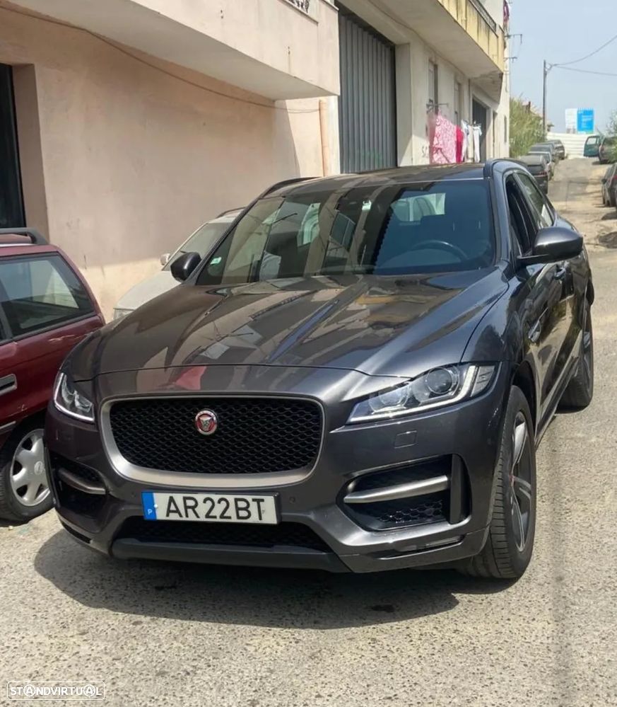 Jaguar F-Pace