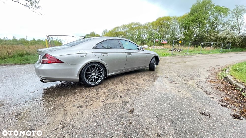 Mercedes-Benz CLS 500 - 5