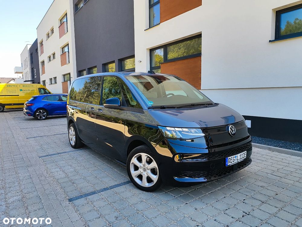 Volkswagen Multivan - 1