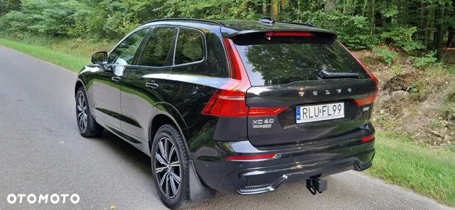 Volvo XC 60 B5 B AWD Plus Dark - 5