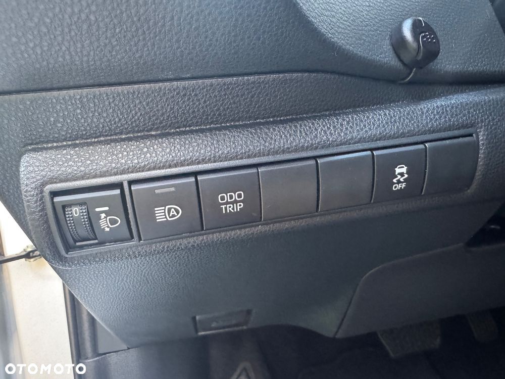 Toyota Corolla 1.8 Hybrid Comfort - 11