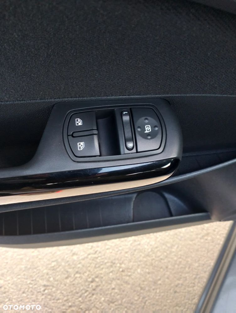 Opel Corsa 1.4 Active - 17