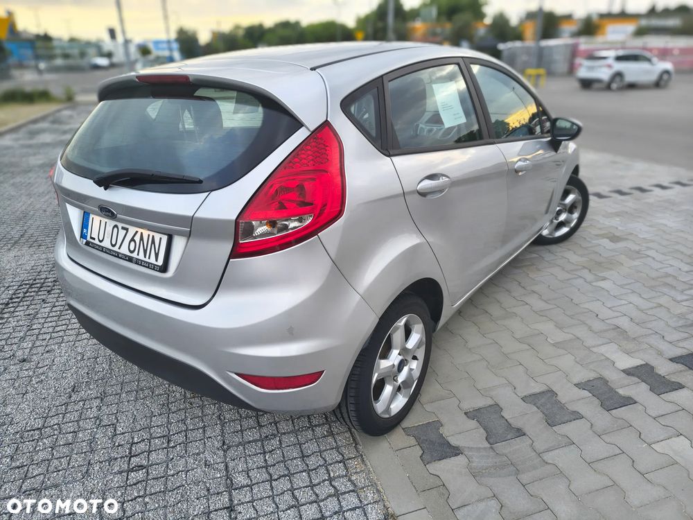 Ford Fiesta 1.25 Ambiente - 9