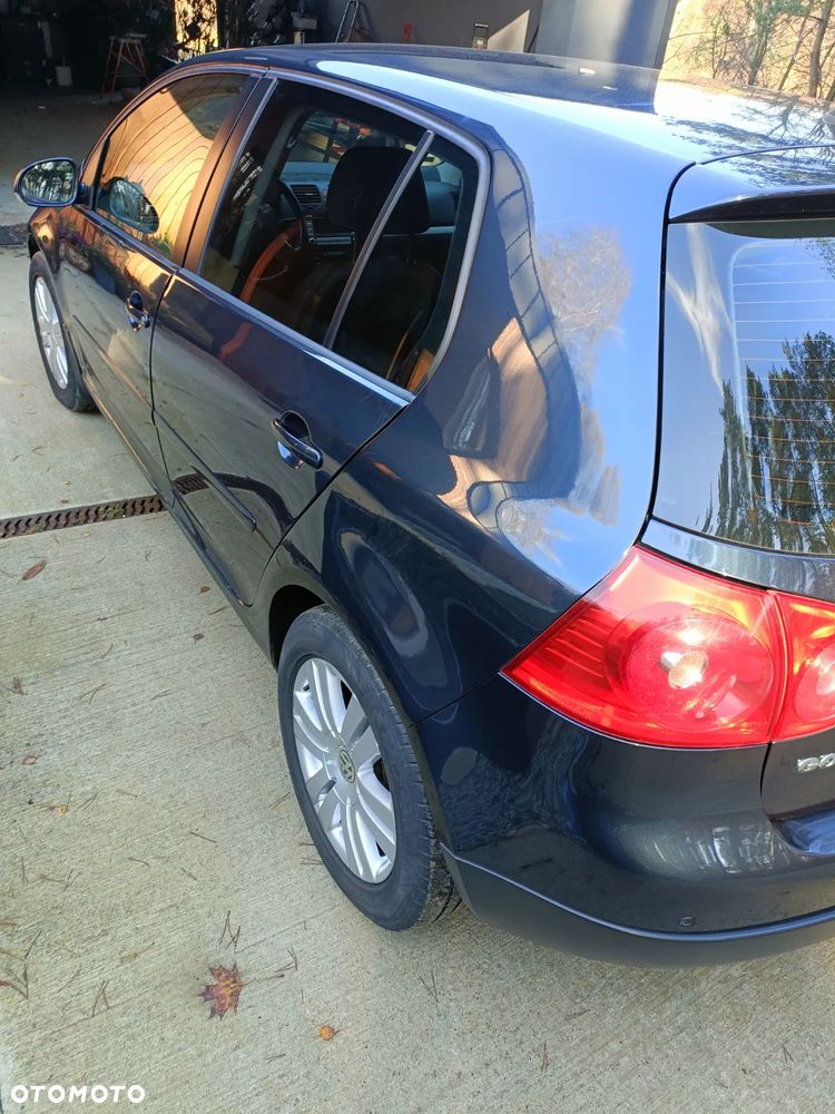 Volkswagen Golf V 2.0 TDI Trendline - 5