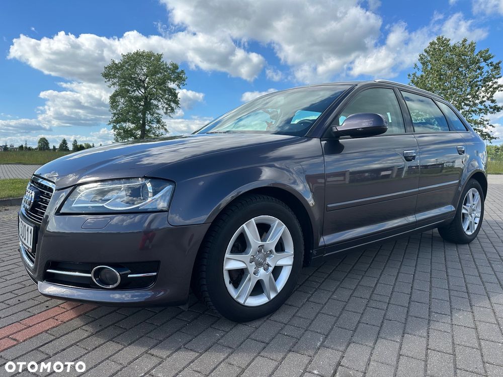 Audi A3 Sportback - 8