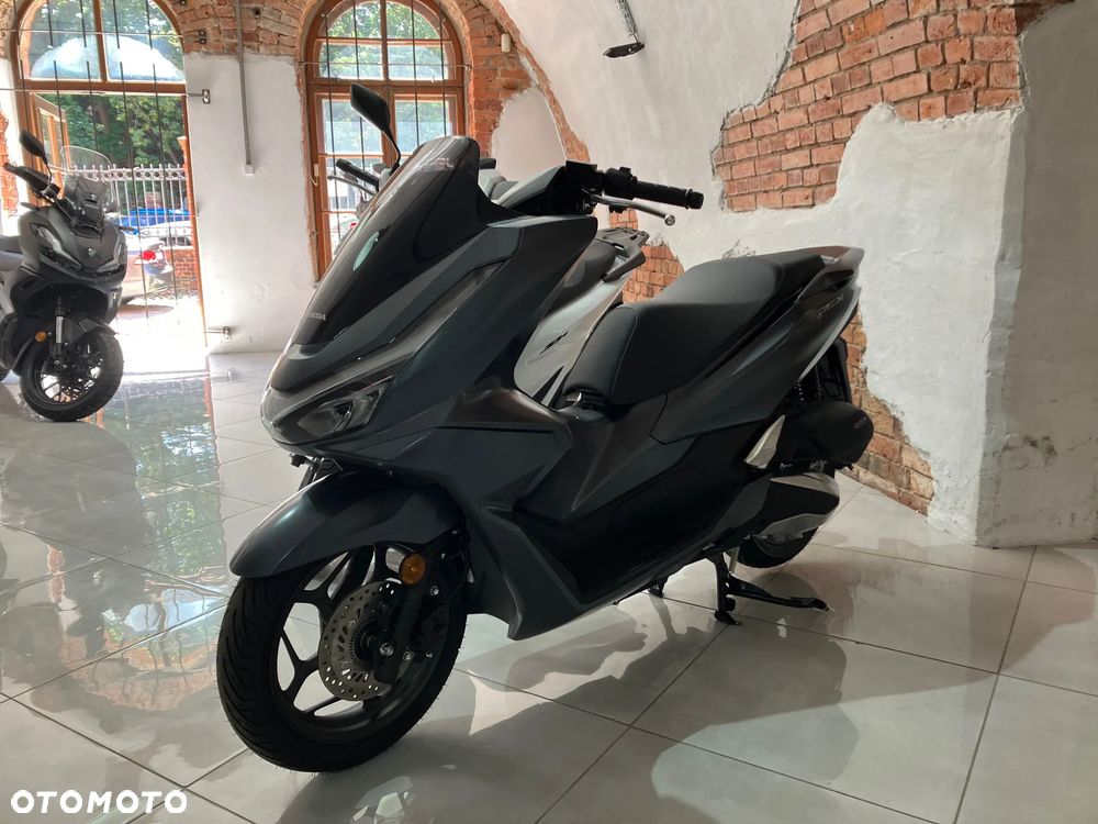 Honda PCX - 1