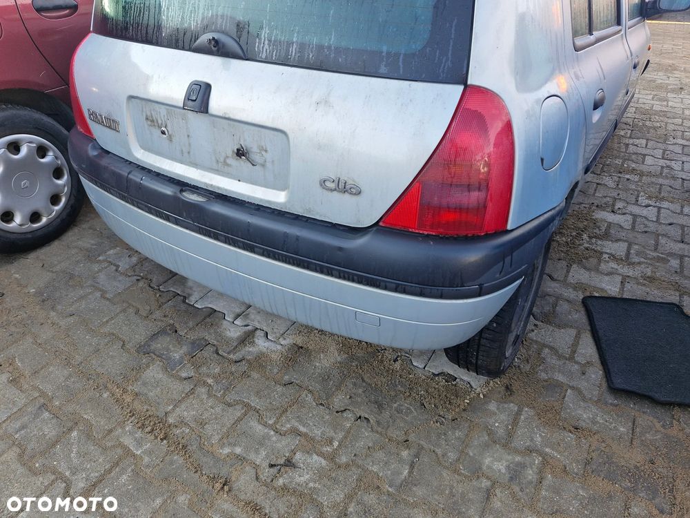Zderzak tył RENAULT CLIO II MV632