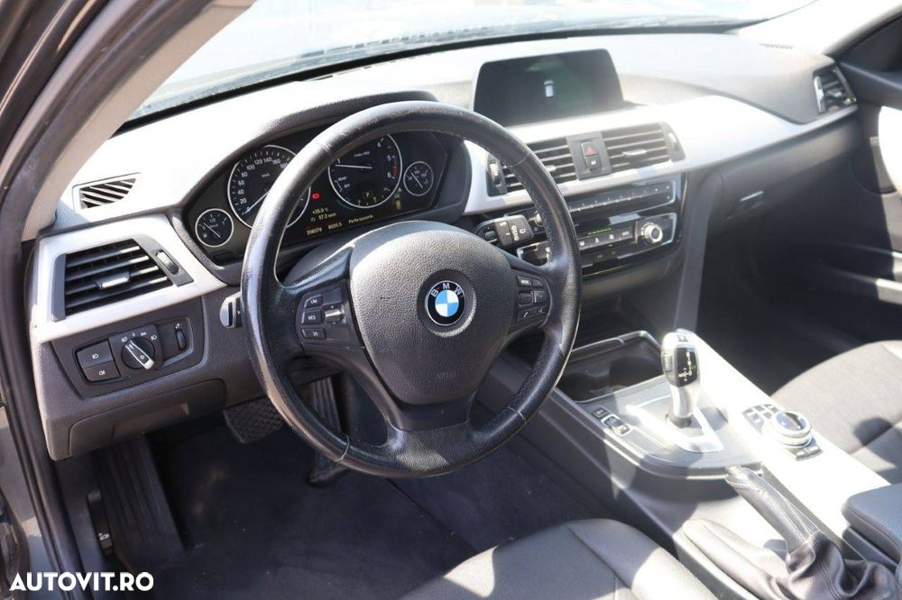 BMW 3 Series 2018 — imagine 6