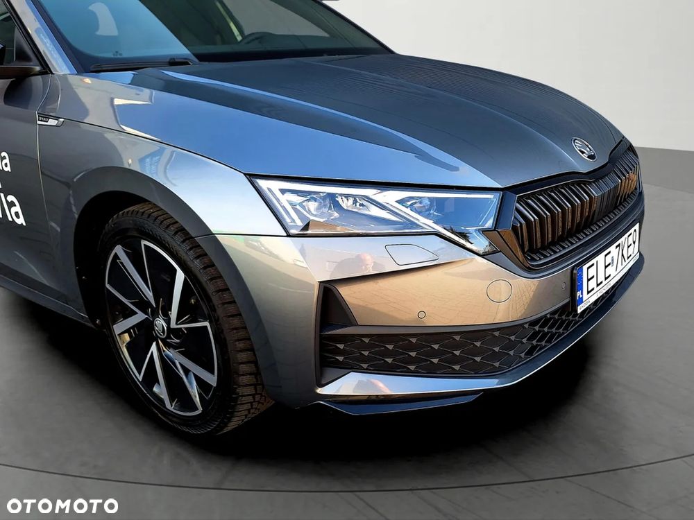 Skoda Octavia 2.0 TDI Sportline DSG - 2