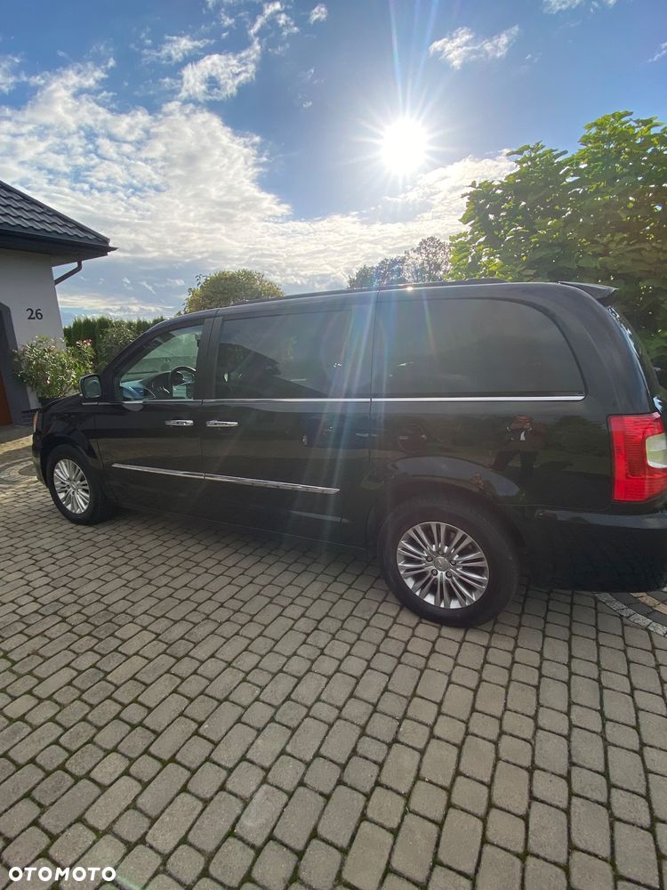 Chrysler Town & Country 3.6 Touring - 7