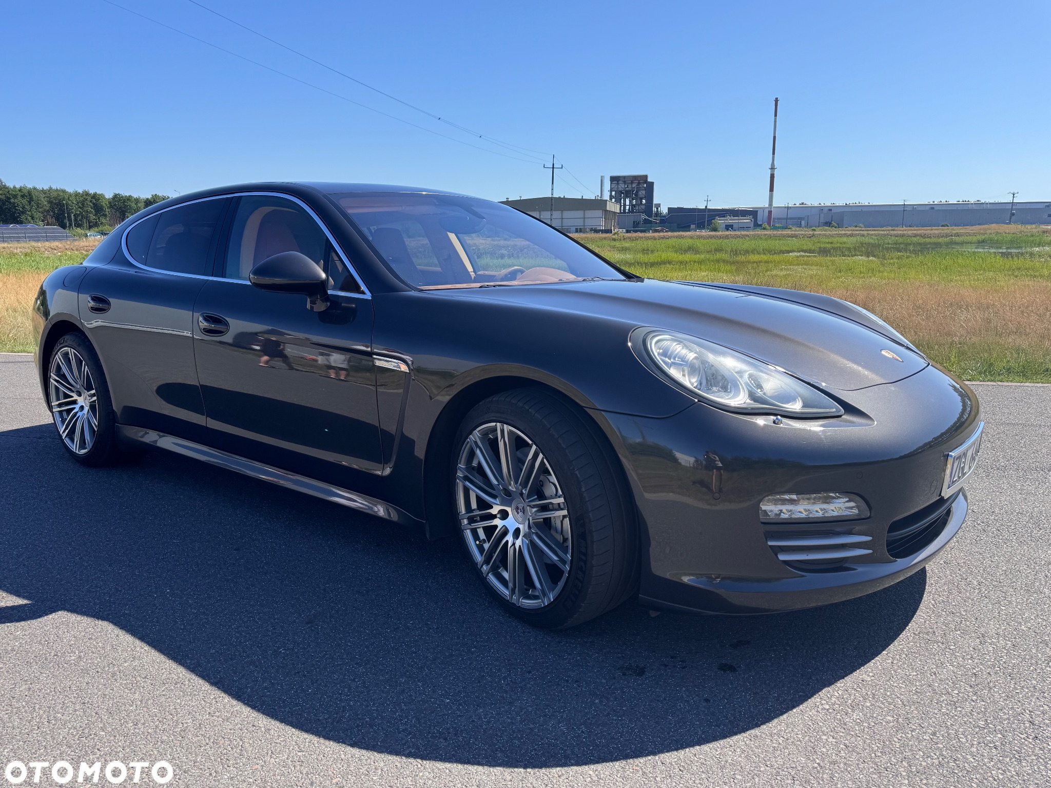 Porsche Panamera 4S - 11