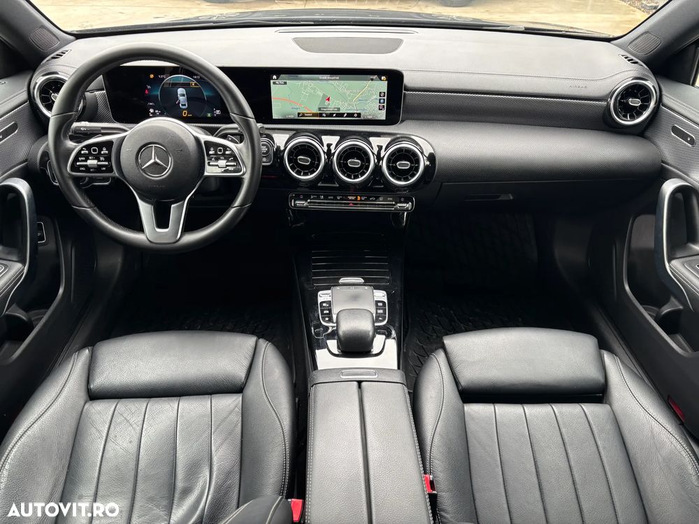 Mercedes-Benz A 180 d 7G-DCT - 5