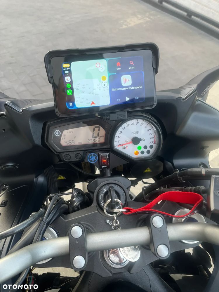Yamaha FZ8 - 3