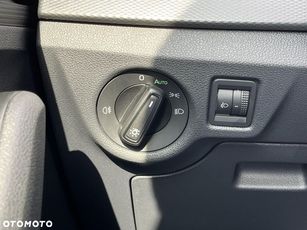 Skoda Kamiq 1.0 TSI Ambition DSG - 31