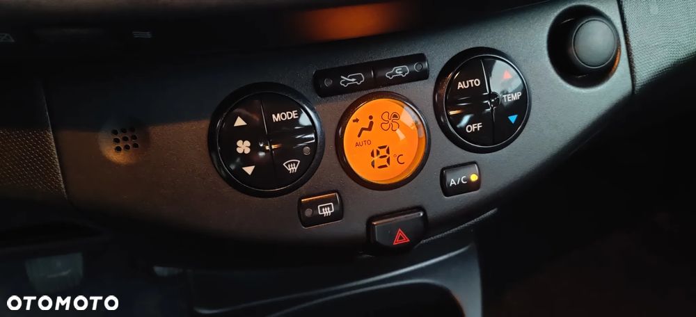 Nissan Micra 1.2 Visia AC/CD - 3