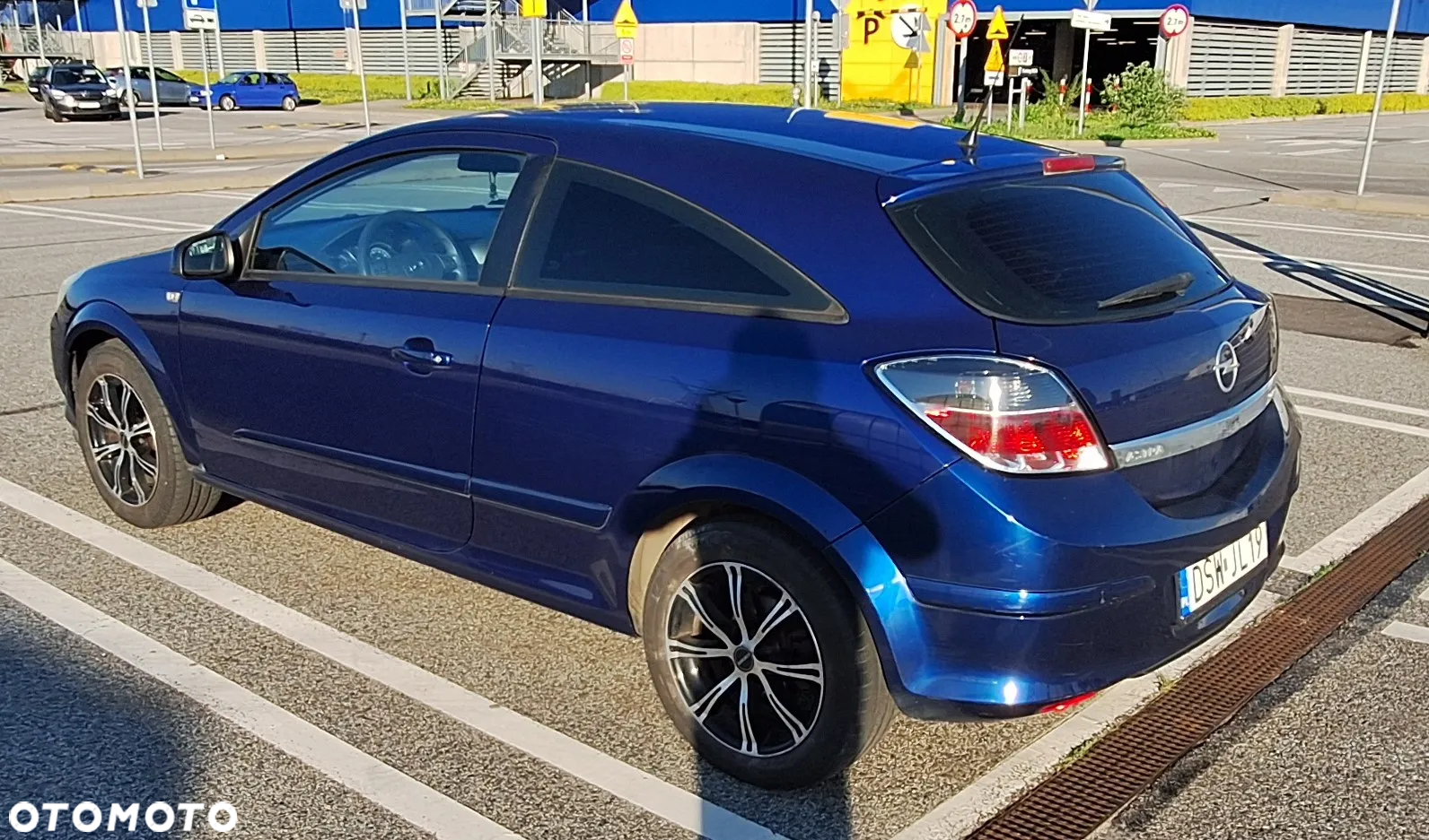 Opel Astra GTC 1.4 - 8