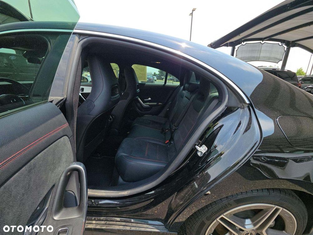 Mercedes-Benz CLA 250 4Matic 7G-DCT AMG Line - 8