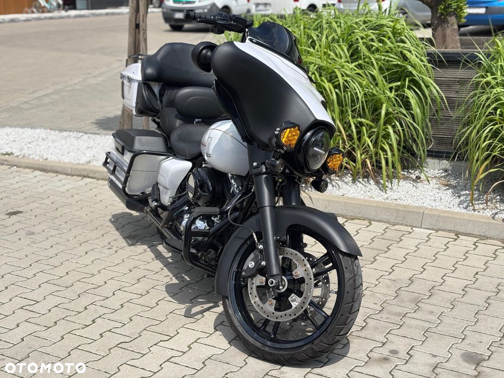 Harley-Davidson FLHT Electra Glide Standard - 3