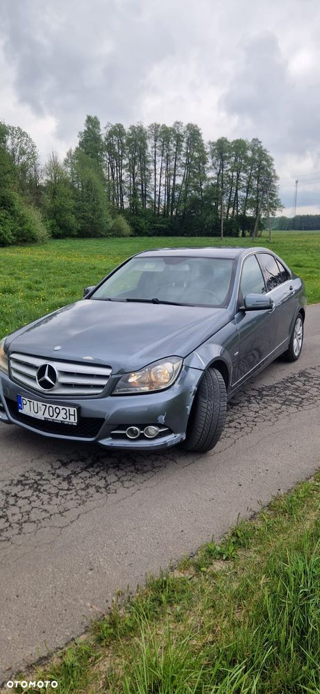 Mercedes-Benz Klasa C 220 CDI BlueEff 4-Matic Elegance - 4