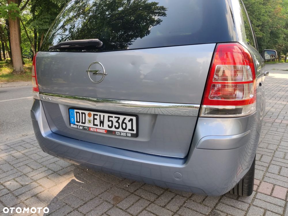 Opel Zafira 1.8 Design Edition - 13