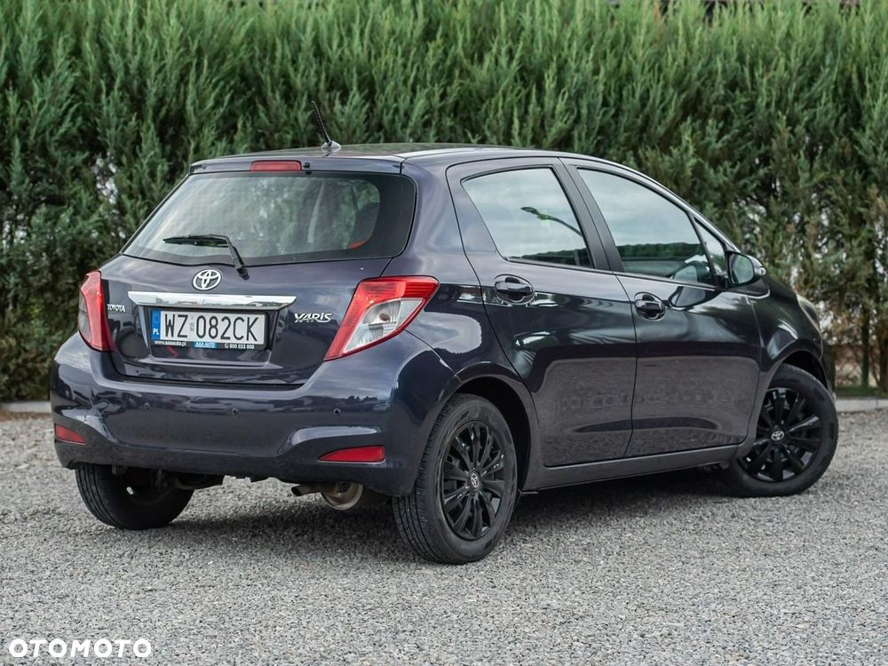 Toyota Yaris - 13