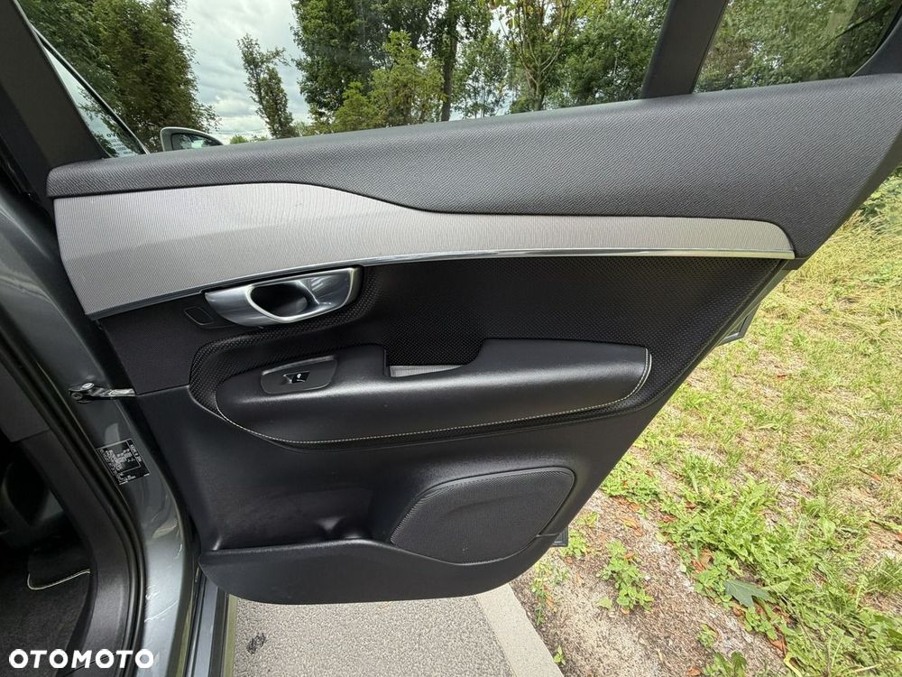 Volvo XC 90 - 33